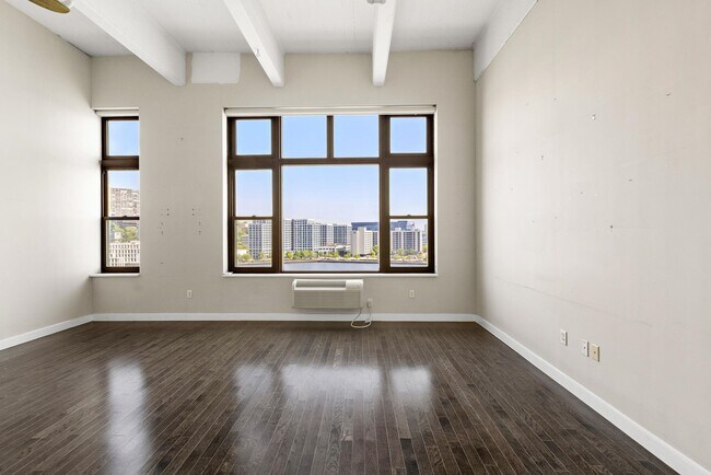 Building Photo - 1500 Washington St