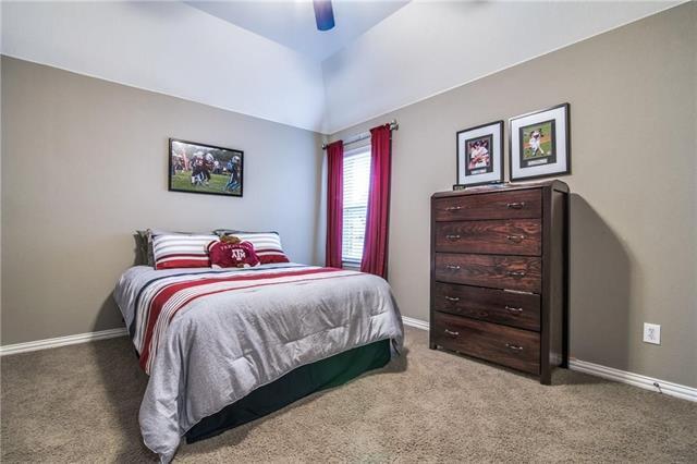 Building Photo - 1352 Bentgrass Dr