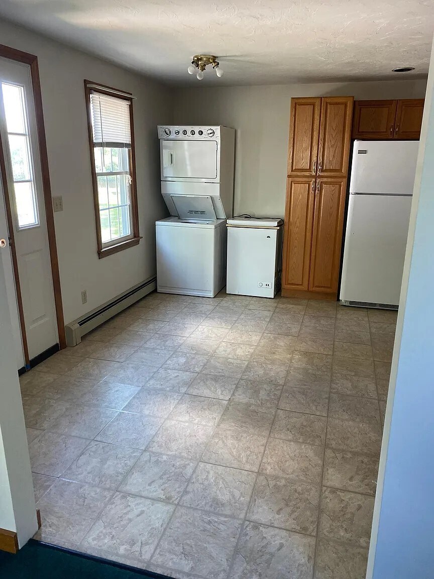 Building Photo - 96 Prospect St