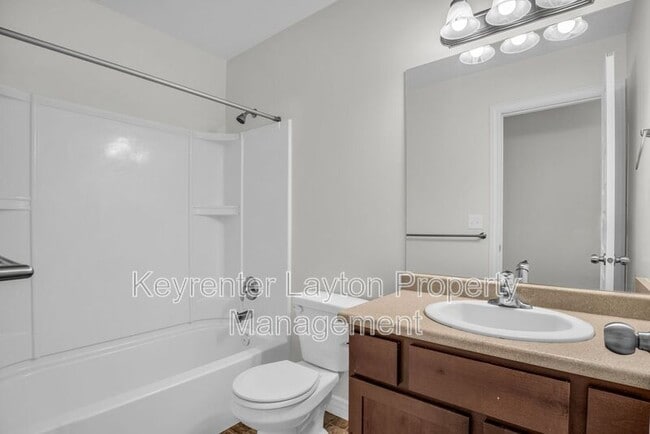 Building Photo - 826 W 1600 S