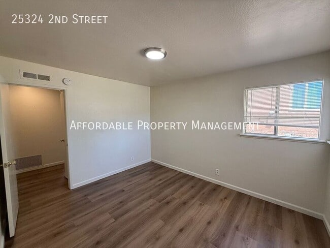 Building Photo - 25324 2nd St