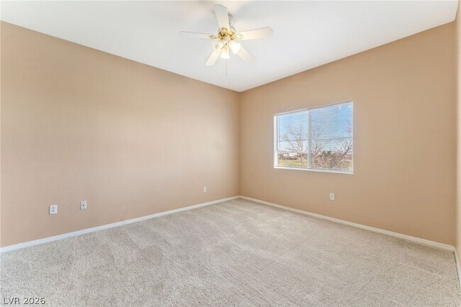 Building Photo - 2113 Echo Bay St