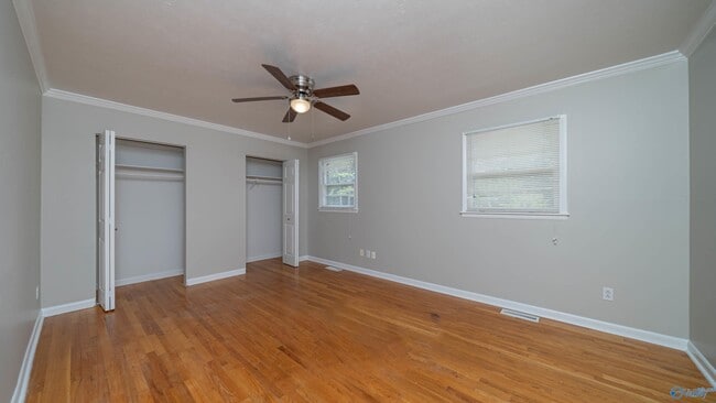 Building Photo - 608 Mountain Gap Dr SE