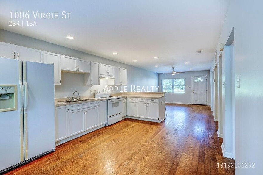 Building Photo - 1006 Virgie St