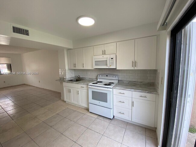 Building Photo - 1813 SW 107th Ave