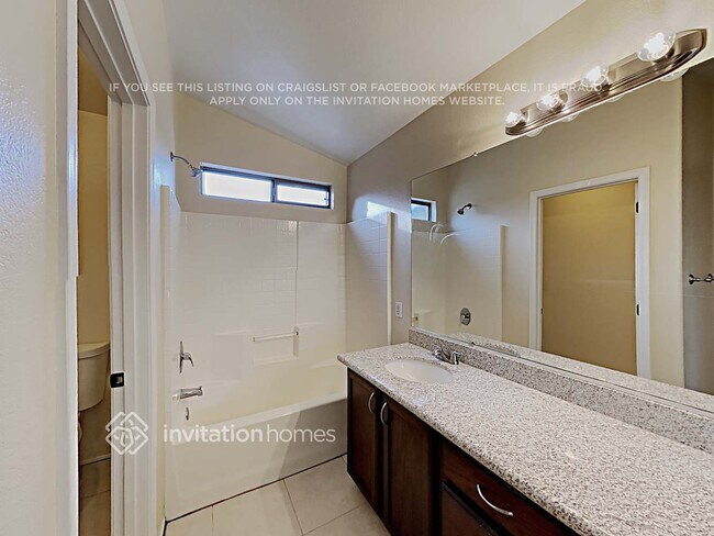 Building Photo - 2145 N 29th Pl