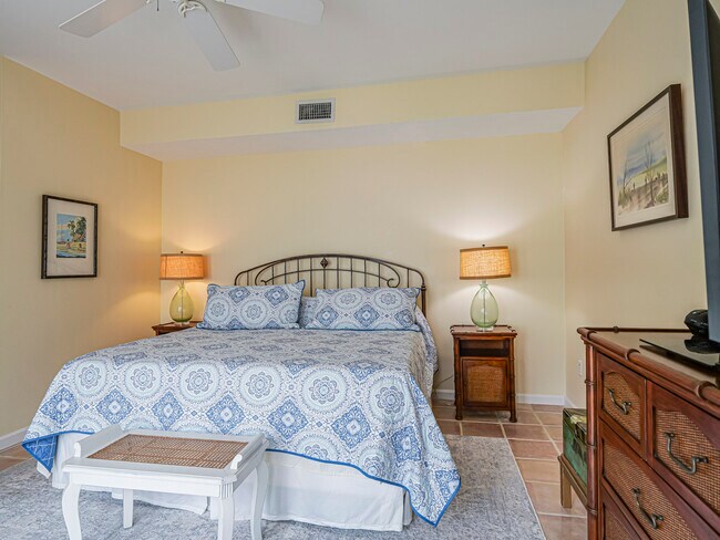 Building Photo - 8382 Satin Leaf Ct