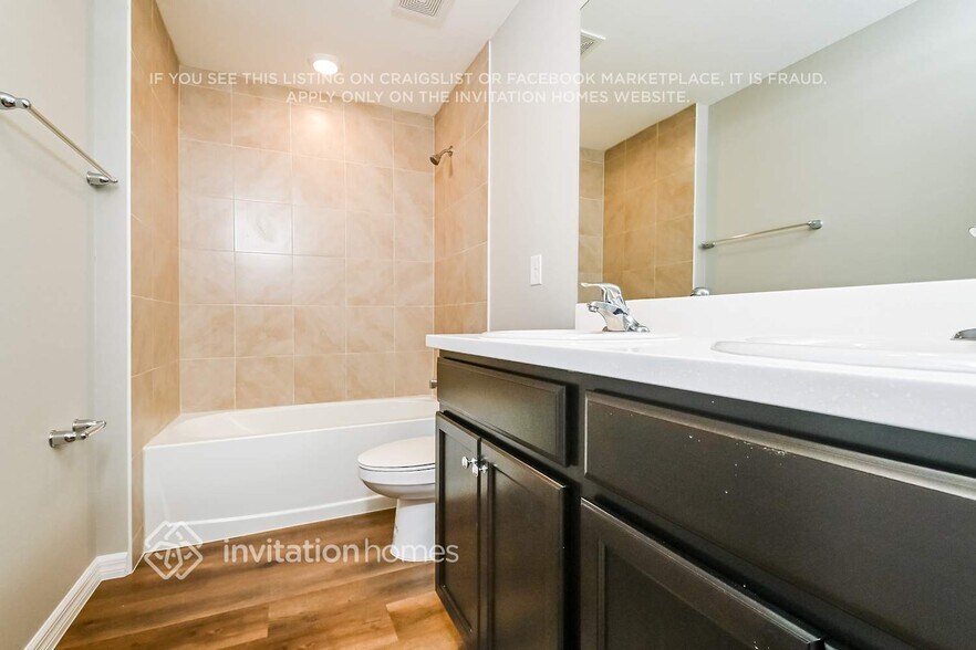 Building Photo - 384 Dewhurst St