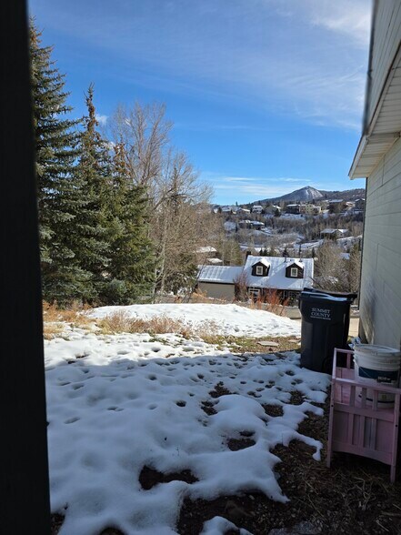 Building Photo - 8827 Gorgoza Dr