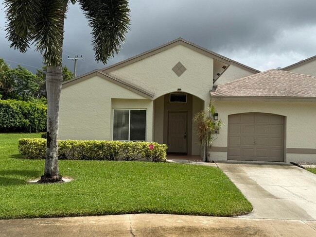 Building Photo - 9761 Boca Gardens Cir N