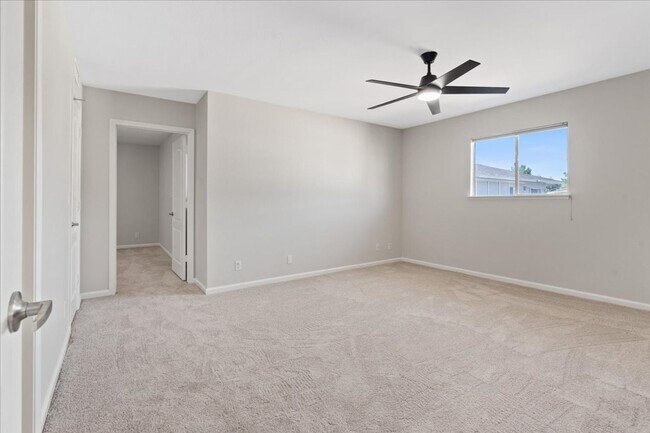Building Photo - 669 Oakmont Ave