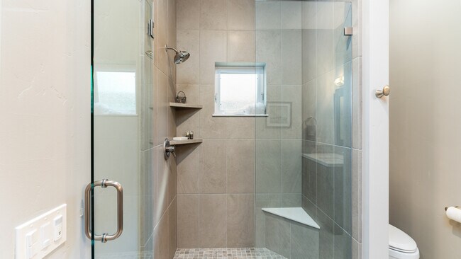 Building Photo - 9265 Heartwood Dr