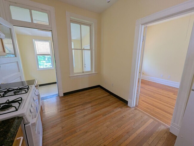 Building Photo - 3446 Tennessee Ave