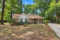 Building Photo - 405 Cornwall Cir