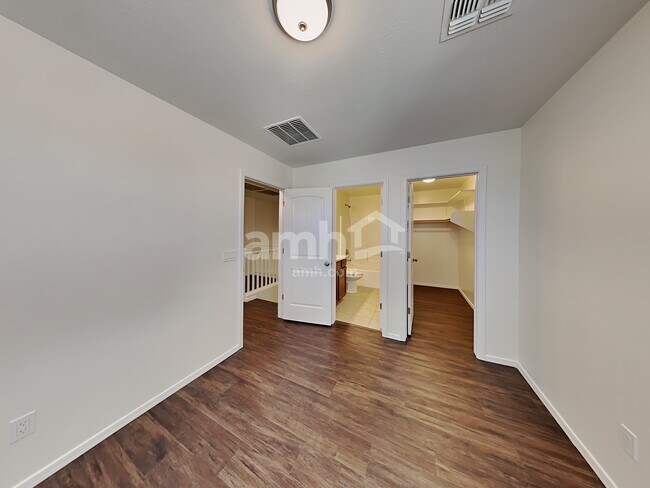 Building Photo - 16974 W Hilton Ave