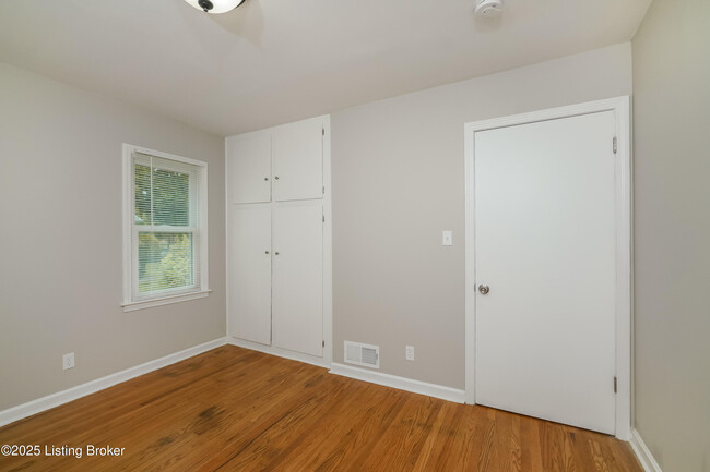 Building Photo - 4125 Berkshire Ave