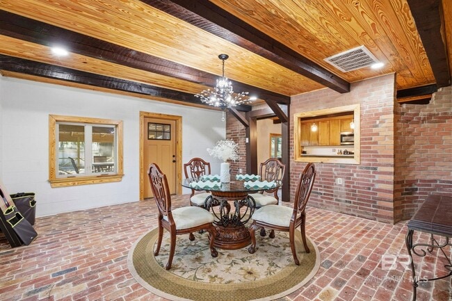 Building Photo - 27522 Burkhardt Dr