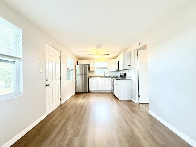 Building Photo - 4091 58th Ave N