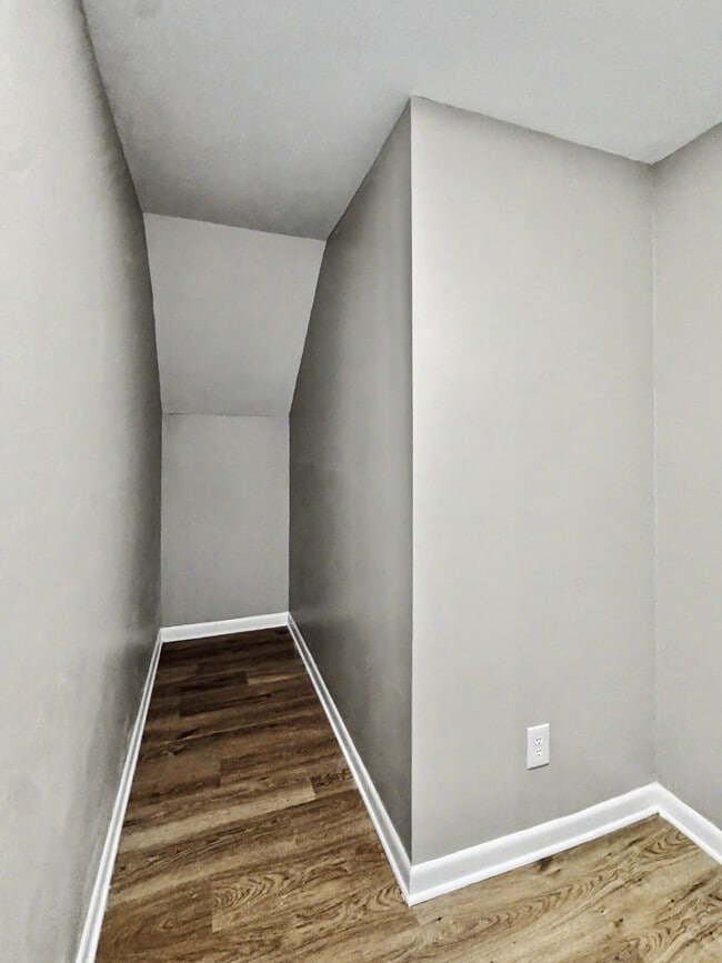 Building Photo - 274 Mariners Cir