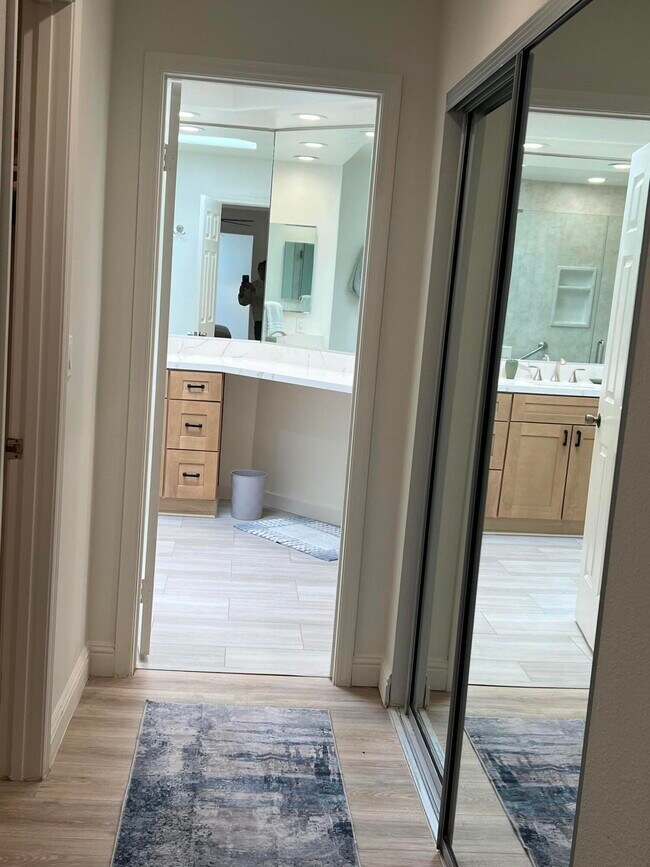 Building Photo - 289 Castellana N