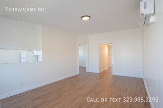 Building Photo - 825 W 167th St