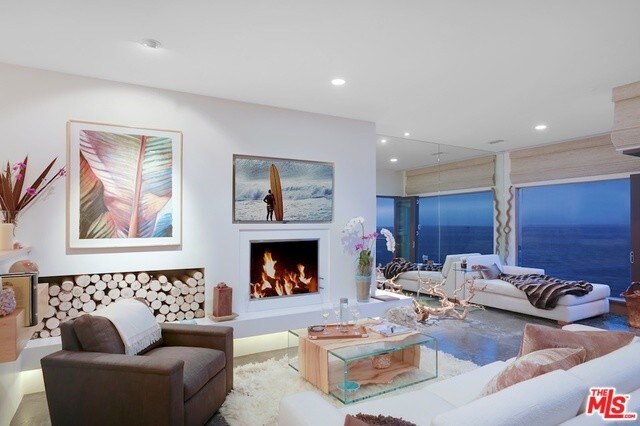 Building Photo - 22630 Pacific Coast Hwy