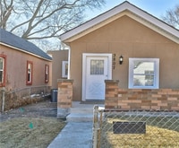 Building Photo - 3807 E 12 Terrace