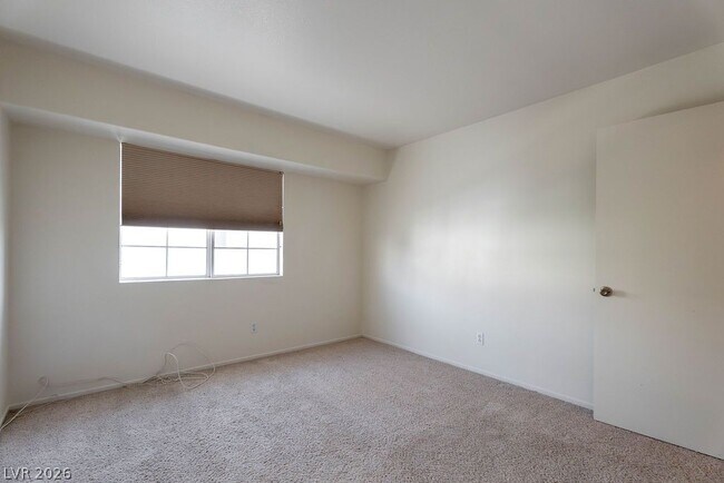 Building Photo - 8217 Diamond Star Ct