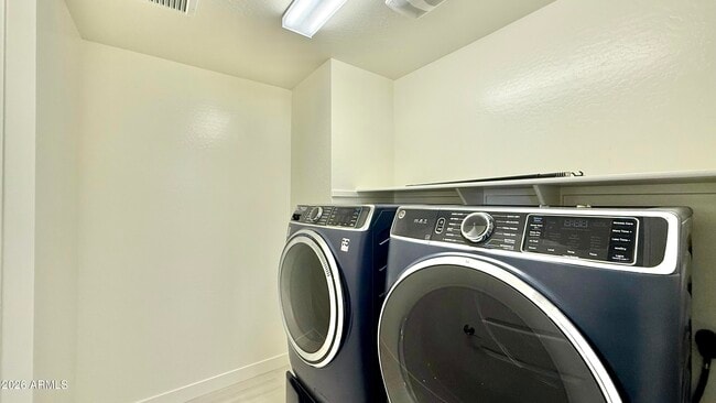 Building Photo - 20447 E Domingo Rd