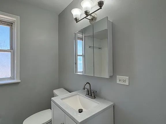 Building Photo - 8105 Keating Ave