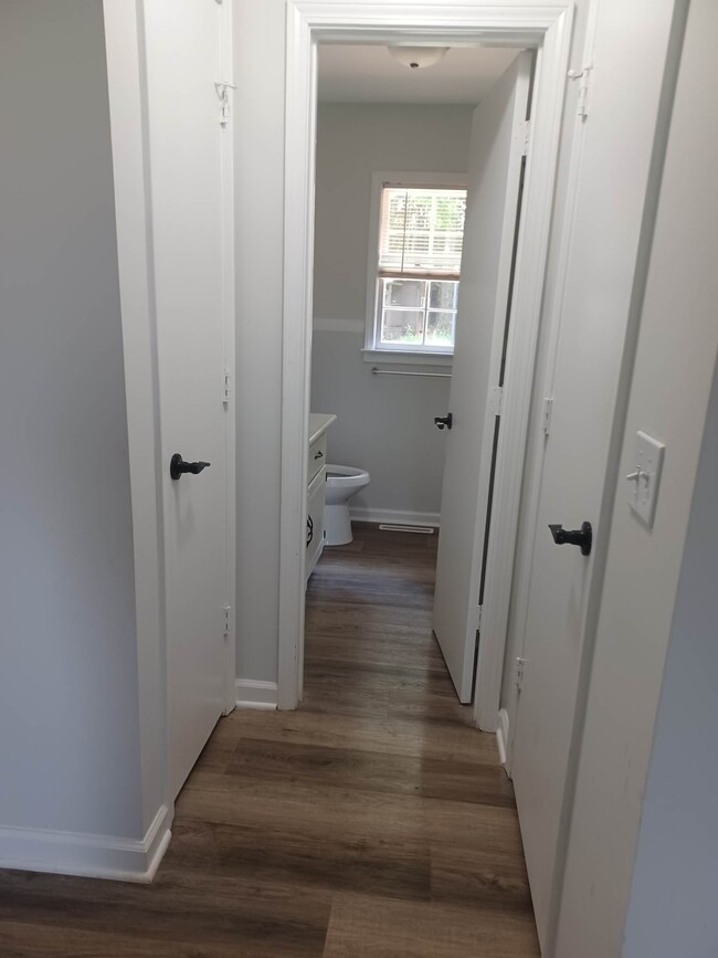 Master Bathroom - 86 Arnold Rd NW