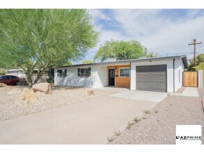 Building Photo - Welcome To This Remodeled 3/2 Midtown Phoe...