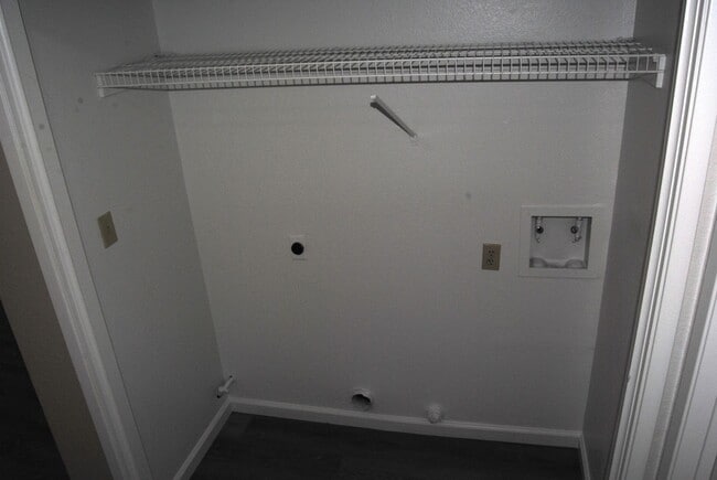 Building Photo - 4620 Gorbett Ln