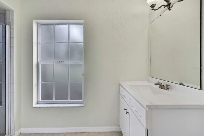 Building Photo - 12052 Jade Ave