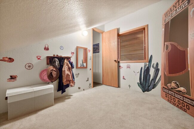 Building Photo - 70335 Sword Fern