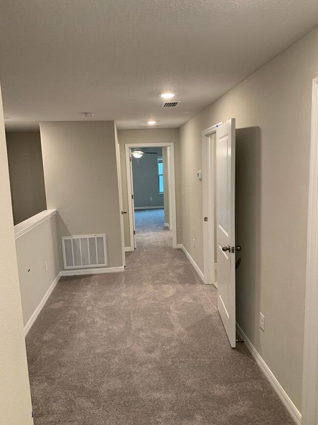 Building Photo - 4461 Globe Thistle Dr