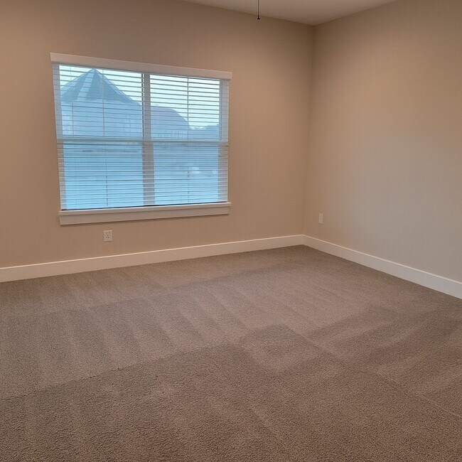 Building Photo - 16627 Oasis Mdw Ln