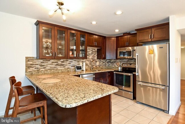 Building Photo - 6135 Edsall Rd