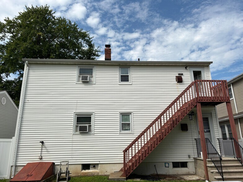 Building Photo - 65 Campbell Ave