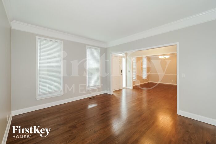 Building Photo - 8533 N Overland Dr