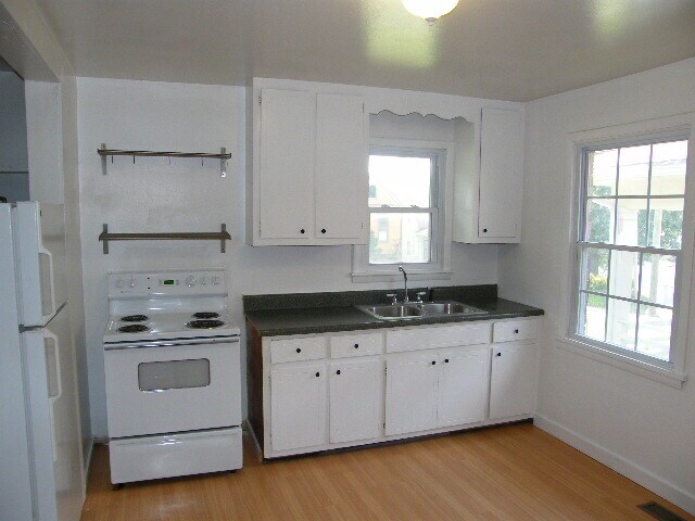 Building Photo - 1509 Russell St