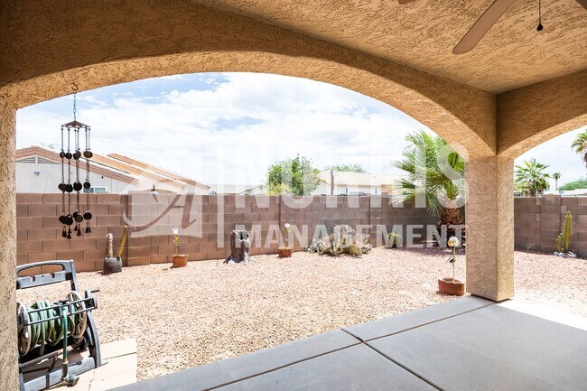 Building Photo - Nice Established Home in Arizona City