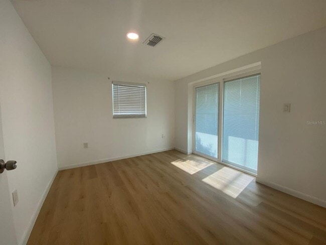 Building Photo - 1601 Faust Dr