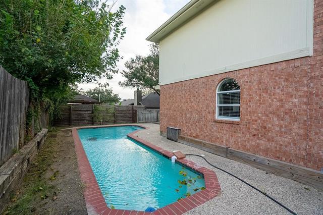 Building Photo - 1408 Belaire Dr