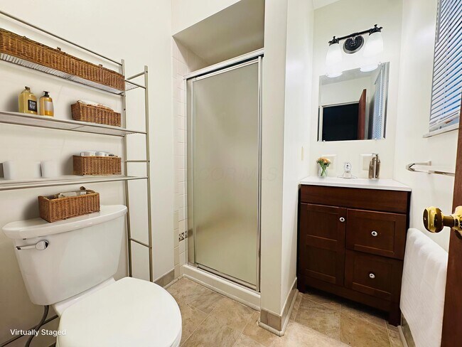 Building Photo - 1016 Lambeth Dr