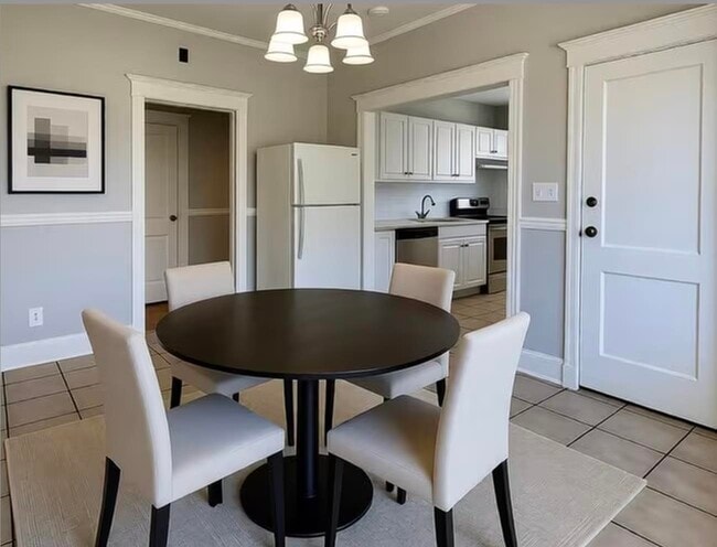 Building Photo - 94-96-96 Columbia Park