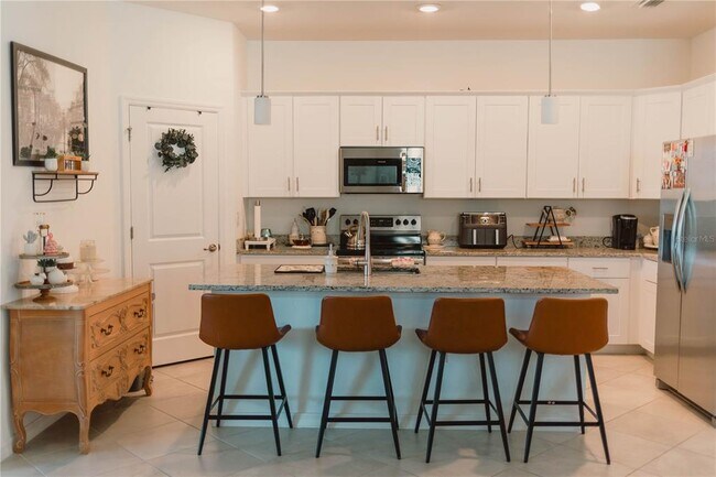 Building Photo - 1873 E Isles Rd