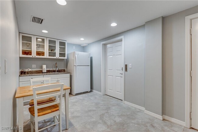 Building Photo - 17054 Marina Cove Ln