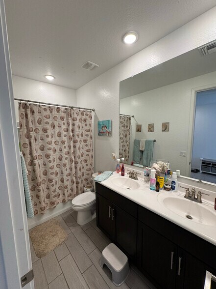 Building Photo - 21581 S 225th Pl