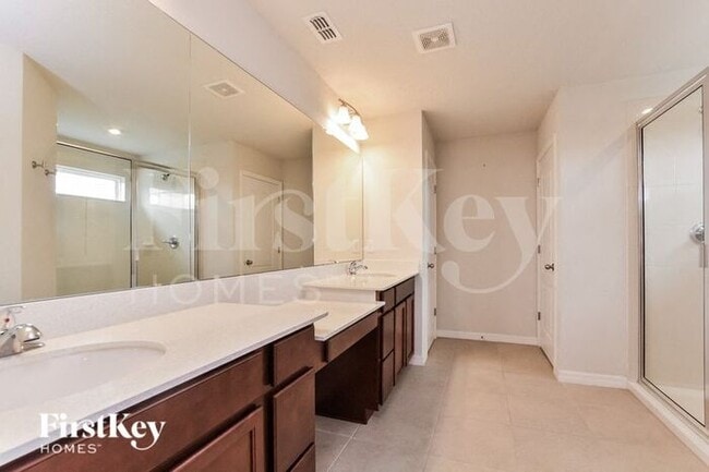 Building Photo - 3124 Armstrong Spring Dr